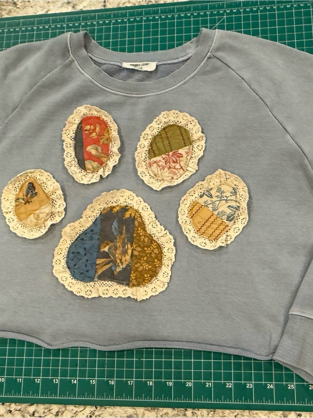 Upcycled Patchwork Lace Sweatshirt Cottagecore Boho Cropped Small - Picture 4 of 5
